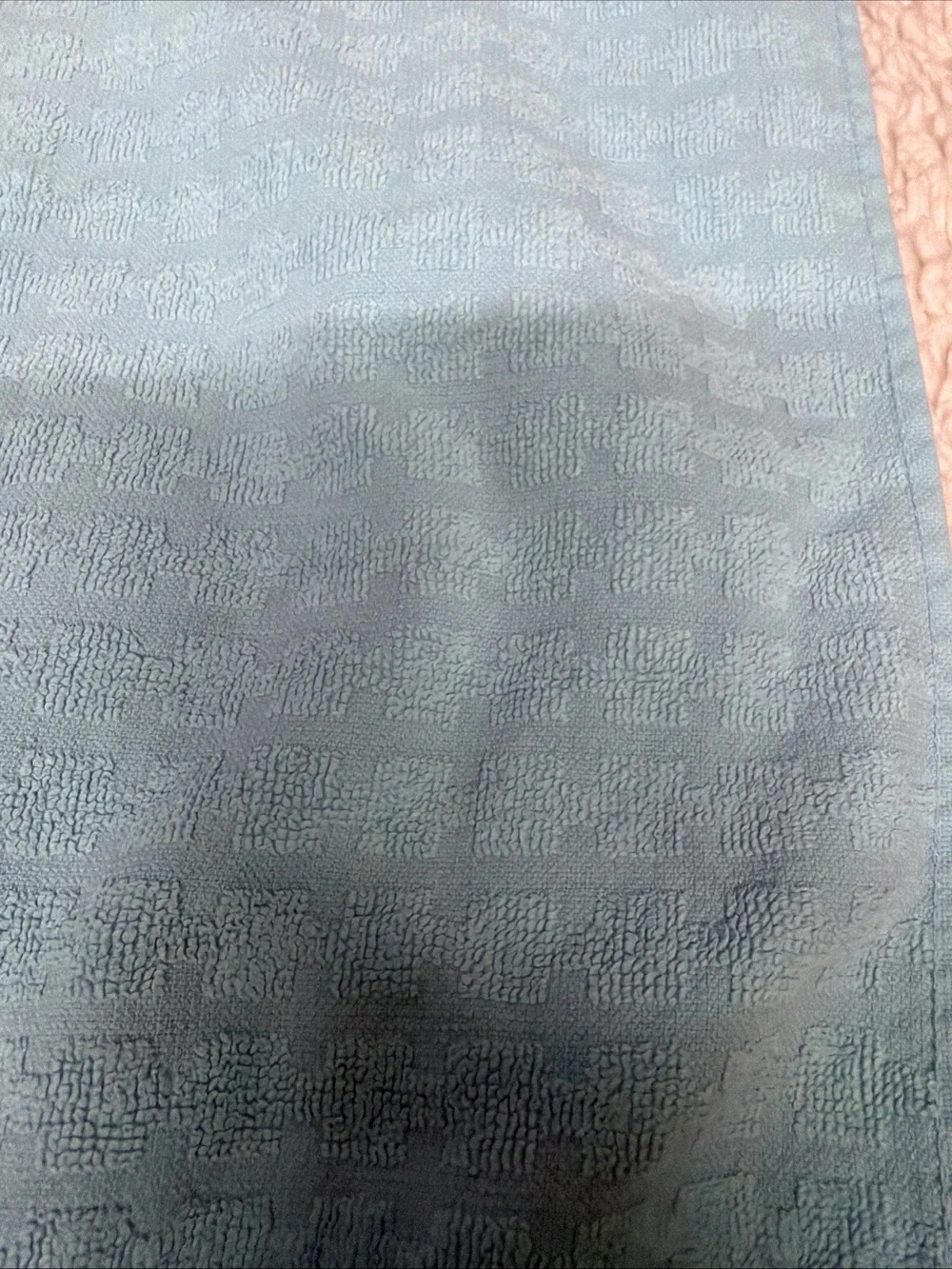 SPA by Kassfina textured waffle puzzle pattern  Aqua 100% Cotton BTowel 26”x48”